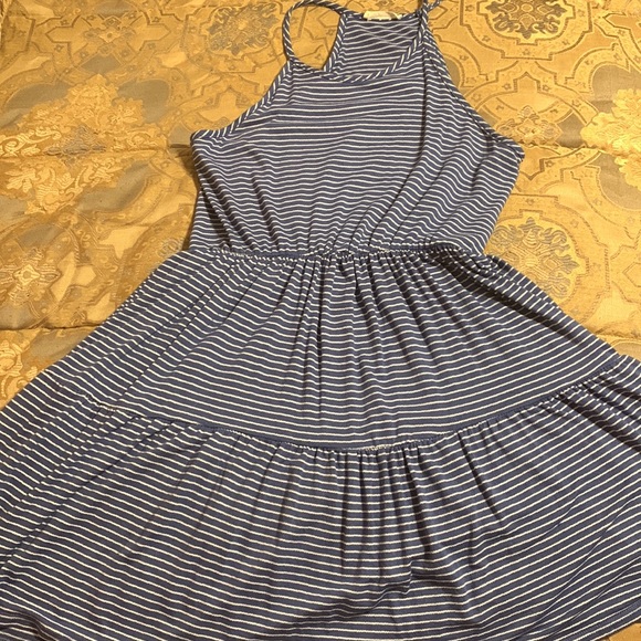 Olivia Rae denim blue and white t-strap dress. - Picture 2 of 4